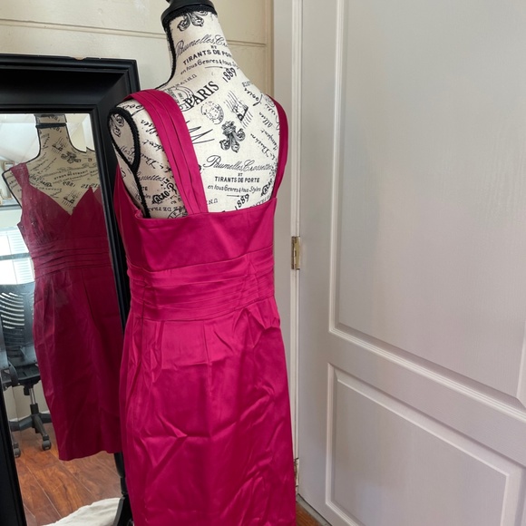 Maggy London Satin Dress with Pleating Detail. Size 12. - Picture 3 of 5